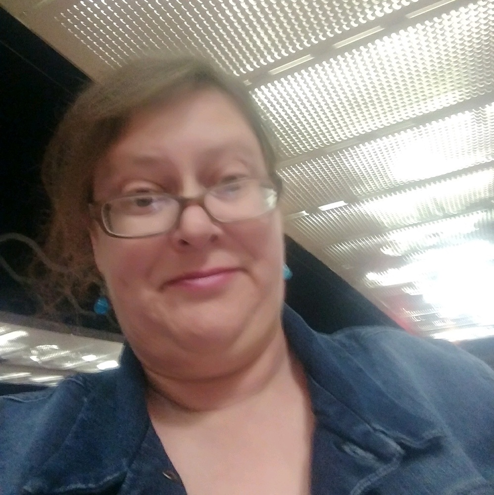 Meet your Posher, Jocelyn